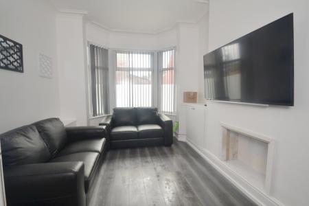 5 bedroom Terraced House to let in Whitby Road, Fallowfield, Manchester, M14
