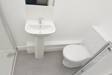 5 bedroom Flat to let in Ladybarn Lane, Fallowfield, Manchester, M14