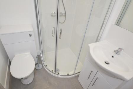 5 bedroom Flat to let in Ladybarn Lane, Fallowfield, Manchester, M14