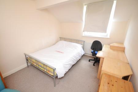 9 bedroom Terraced House to let in Booth Avenue, Fallowfield, Manchester, M14