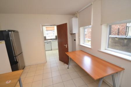 9 bedroom Terraced House to let in Booth Avenue, Fallowfield, Manchester, M14