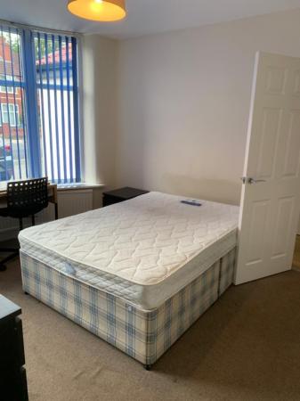 4 bedroom Semi-detached house to let in Fairholme Road, Withington, Manchester, M20