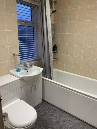 4 bedroom Flat to let in Veronica Road, Didsbury, Manchester, M20