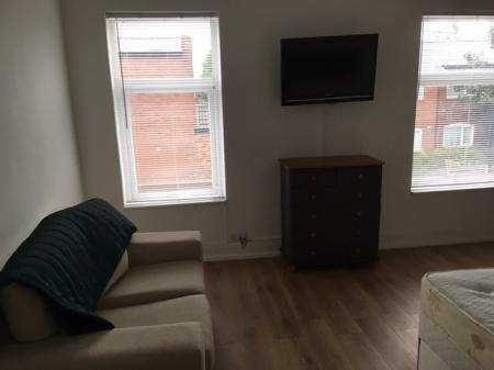 5 bedroom Terraced House to let in Whitby Avenue, Fallowfield, Manchester, M14