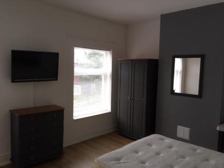 5 bedroom Terraced House to let in Whitby Avenue, Fallowfield, Manchester, M14