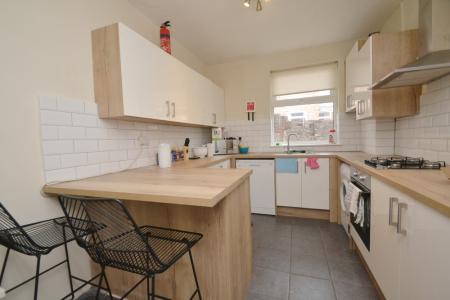 5 bedroom Terraced House to let in Brailsford Road, Fallowfield, Manchester, M14