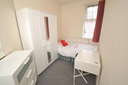 5 bedroom Terraced House to let in Brailsford Road, Fallowfield, Manchester, M14