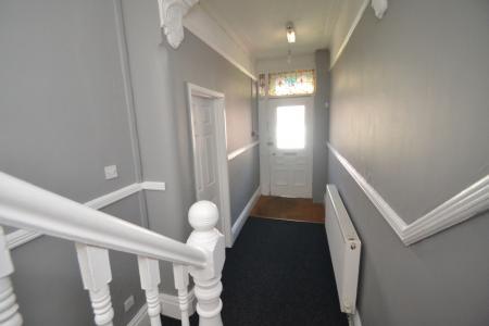 7 bedroom Semi-detached house to let in Argyle Avenue, Victoria Park, Manchester, M14