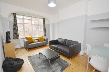 Kedleston Avenue, Manchester, M14