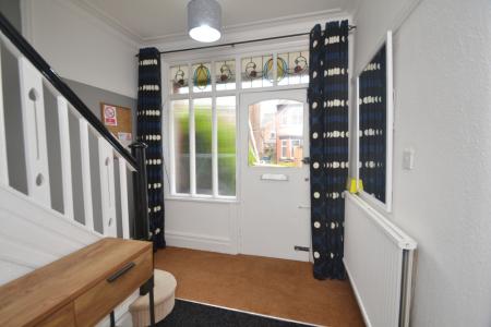 4 bedroom Terraced House to let in Kedleston Avenue, Manchester, M14
