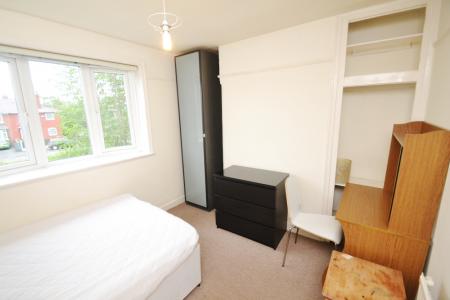 4 bedroom House to let in Wilbraham Road, Fallowfield, Manchester, M14
