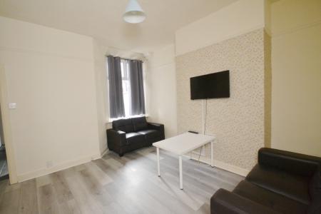 4 bedroom Terraced House to let in Milnthorpe Street, Salford, M6