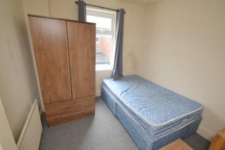 4 bedroom Terraced House to let in Milnthorpe Street, Salford, M6