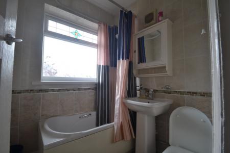 5 bedroom Detached house to let in Austin Grove, Burnage, Manchester, M19