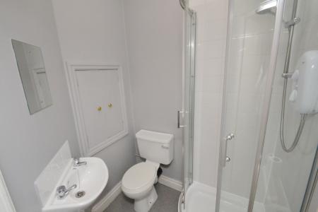 6 bedroom Semi-detached house to let in Birchfields Road, Fallowfield, Manchester, M13