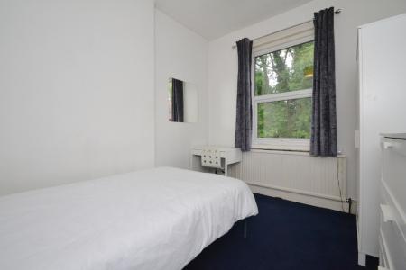 6 bedroom Semi-detached house to let in Birchfields Road, Fallowfield, Manchester, M13