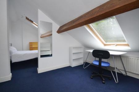 6 bedroom Semi-detached house to let in Birchfields Road, Fallowfield, Manchester, M13