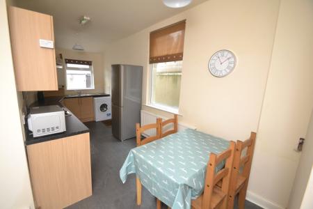 4 bedroom Terraced House to let in Albion Road, Fallowfield, Manchester, M14