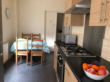 4 bedroom Terraced House to let in Albion Road, Fallowfield, Manchester, M14
