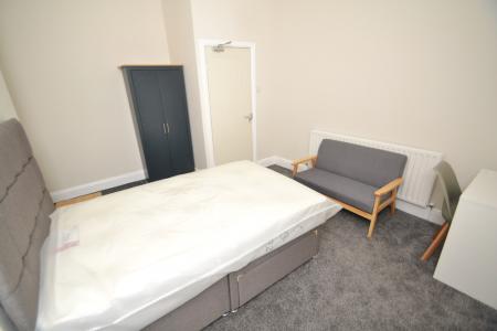7 bedroom Terraced House to let in Granville Road, Fallowfield, Manchester, M14