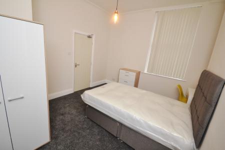 7 bedroom Terraced House to let in Granville Road, Fallowfield, Manchester, M14