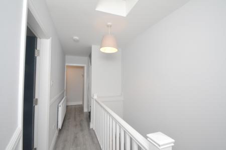 4 bedroom Flat to let in Kingswood Road, Fallowfield, Manchester, M14