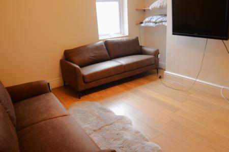 5 bedroom House to let in Landcross Road, Fallowfield, Manchester, M14