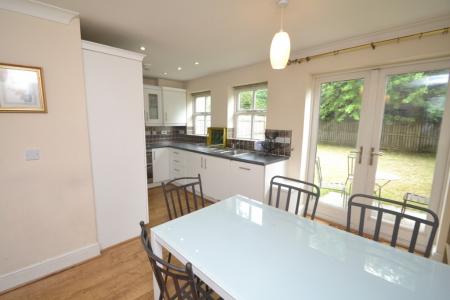 4 bedroom Semi-detached house to let in Denison Road, Manchester, M14