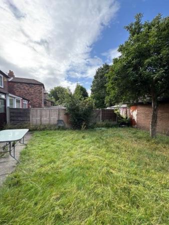 7 bedroom Semi-detached house to let in Mauldeth Road, Withington, Manchester, M14