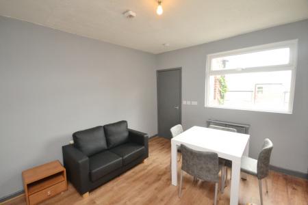 2 bedroom Flat to let in Grenfell Road, Didsbury, Manchester, M20