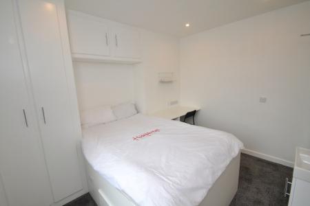 3 bedroom Terraced House to let in Thorn Grove, Fallowfield, Manchester, M14