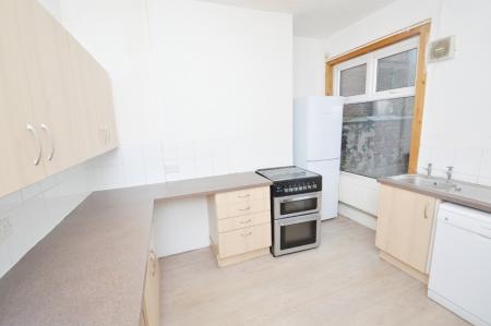 5 bedroom Terraced House to let in Cawdor Road, Fallowfield, Manchester, M14