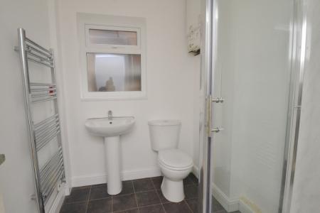 5 bedroom Terraced House to let in Cawdor Road, Fallowfield, Manchester, M14