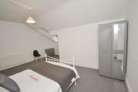 5 bedroom Terraced House to let in Cawdor Road, Fallowfield, Manchester, M14