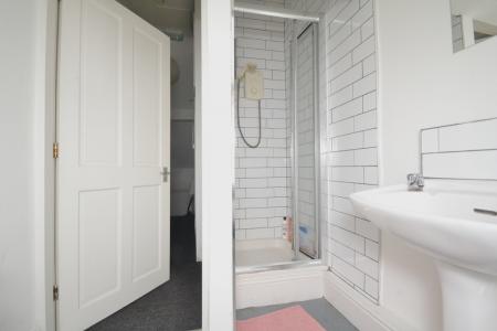 7 bedroom Terraced House to let in Wellington Road, Withington, Manchester, M20