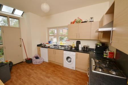 7 bedroom Terraced House to let in Wellington Road, Withington, Manchester, M20