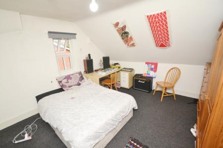 6 bedroom Detached house to let in Heaton Road, Withington, Manchester, M20