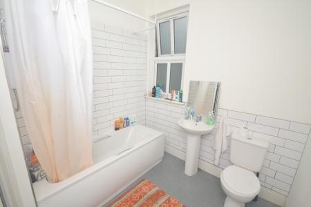 6 bedroom Detached house to let in Heaton Road, Withington, Manchester, M20