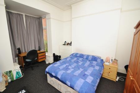 6 bedroom Detached house to let in Heaton Road, Withington, Manchester, M20