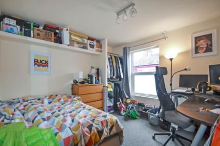 2 bedroom Terraced House to let in Damien Street, Levenshulme, Manchester, M12