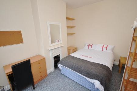 5 bedroom Terraced House to let in Mabfield Road, Fallowfield, Manchester, M14