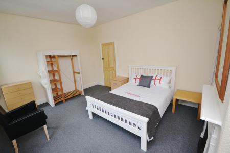 5 bedroom Terraced House to let in Mabfield Road, Fallowfield, Manchester, M14