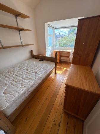 5 bedroom Terraced House to let in Davenport Avenue, Withington, Manchester, M20