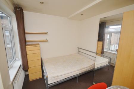 5 bedroom Terraced House to let in Filey Road, Fallowfield, Manchester, M14