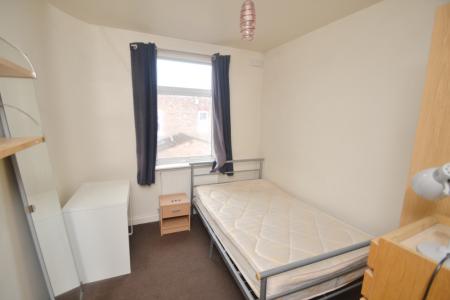 5 bedroom Terraced House to let in Filey Road, Fallowfield, Manchester, M14