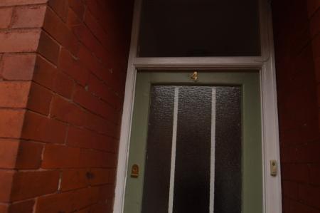 4 bedroom Detached house to let in Kathleen Grove, Rusholme, Manchester, M14