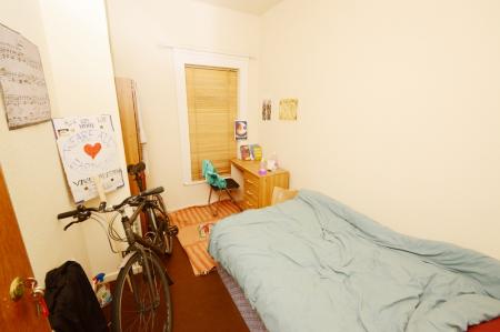 4 bedroom Terraced House to let in Kathleen Grove, Rusholme, Manchester, M14