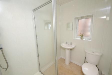 6 bedroom Terraced House to let in Mabfield Road, Fallowfield, Manchester, M14