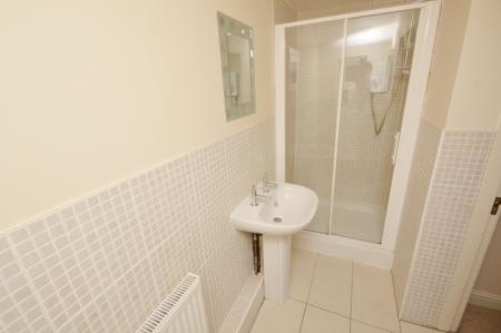 6 bedroom Detached house to let in Mauldeth Road, Fallowfield, Manchester, M14