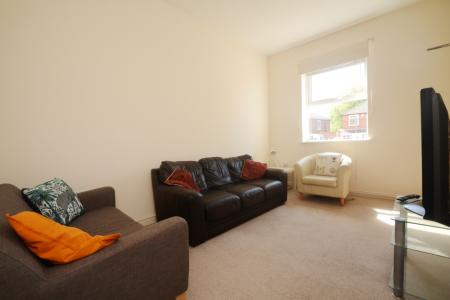 6 bedroom Detached house to let in Mauldeth Road, Fallowfield, Manchester, M14